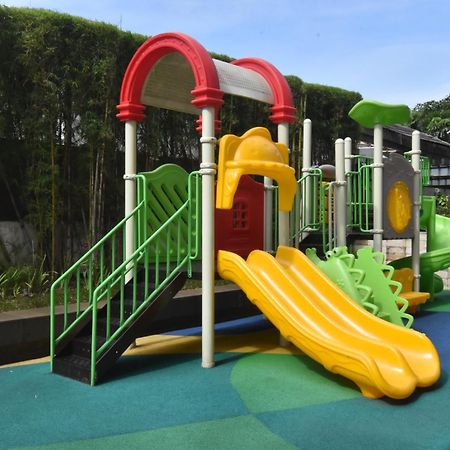 Somerset Berlian ג'קרטה מראה חיצוני תמונה
