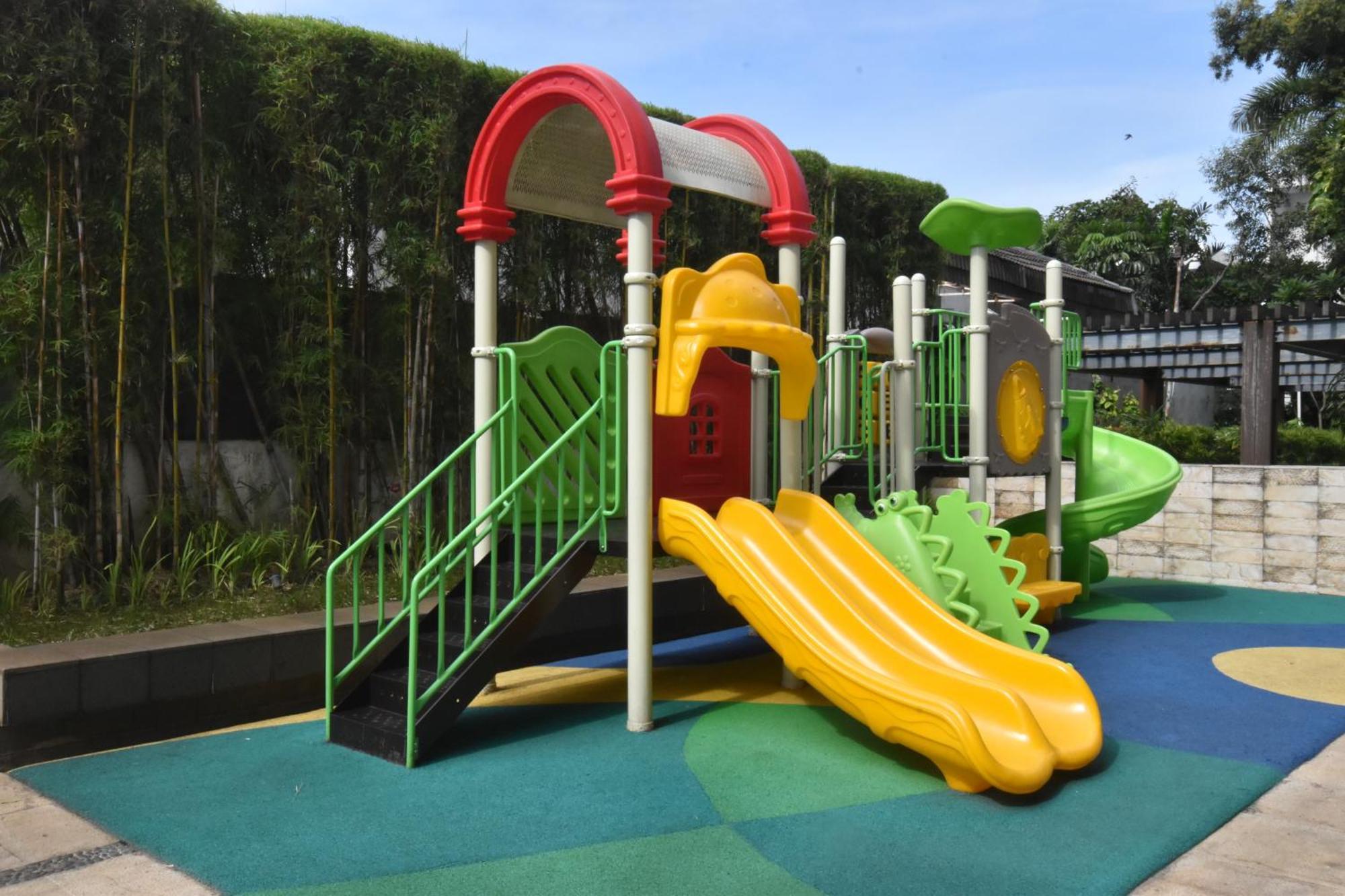 Somerset Berlian ג'קרטה מראה חיצוני תמונה